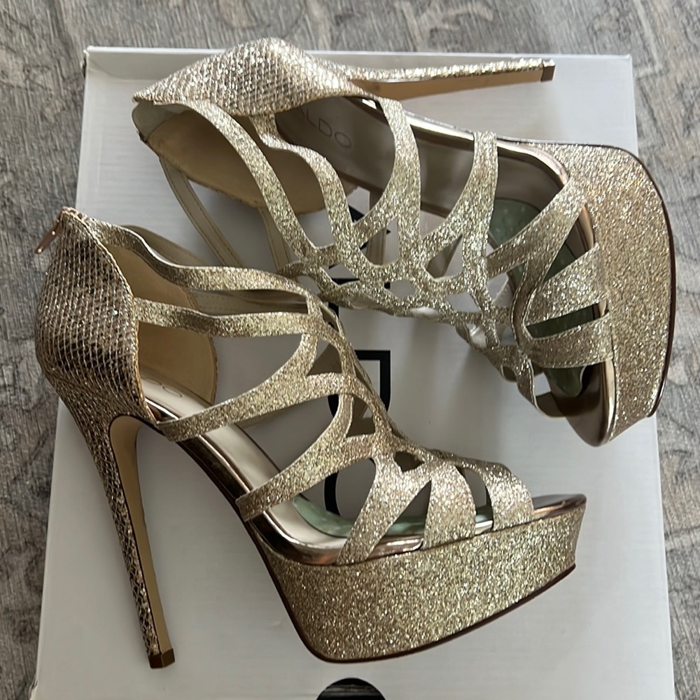 Sparkle heels (worn only twice) Aldo